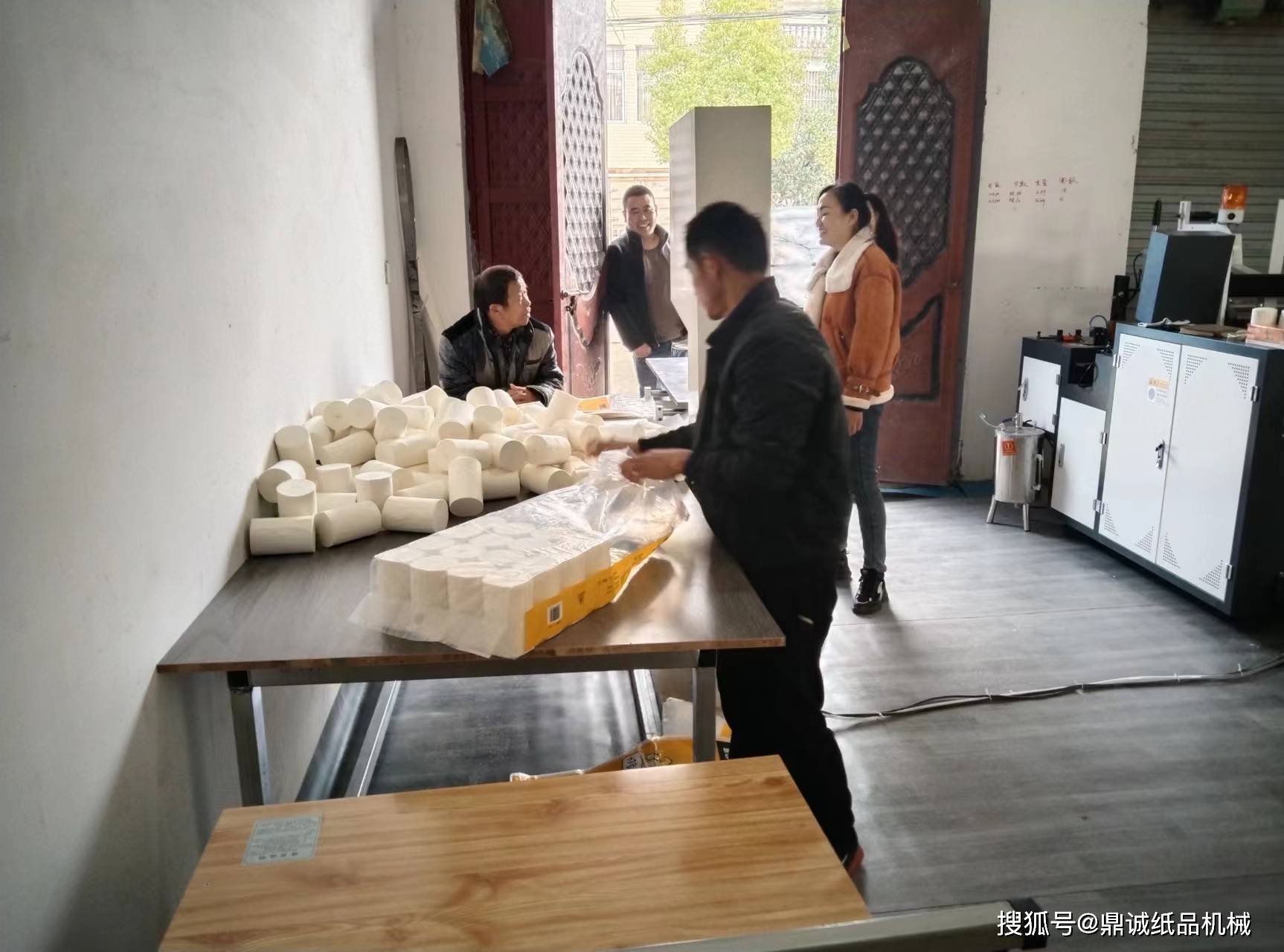 办个卫生纸加工厂还有双赢彩票利润吗？一年下来能赚多少钱？(图2)
